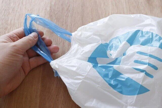 ダイソーのひも付きポリ袋（3L用、30枚）の使用例