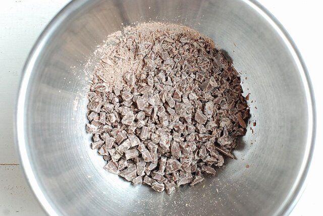 基本のチョコレートの刻み方 完成