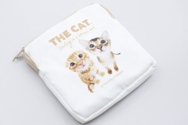 THE DOG スクエアポーチの全体像