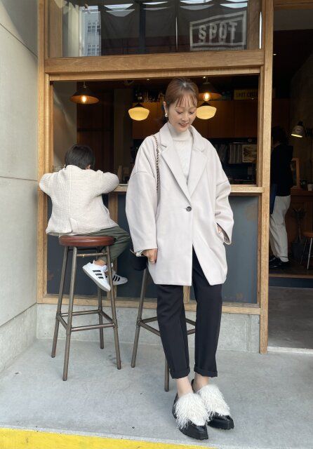 ショートアウターのパンツコーデ