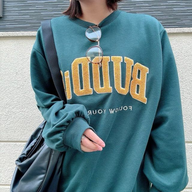 しまむらの「BUDDiiSプルオーバー」