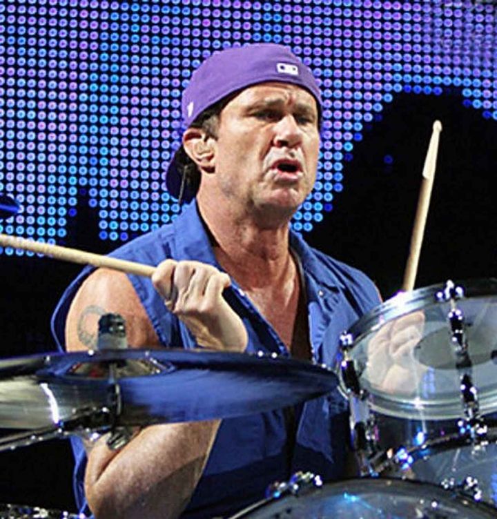 画像2: 来日決定！レッチリのチャドが日本限定で演奏する曲を教えてくれた【インタビュー】