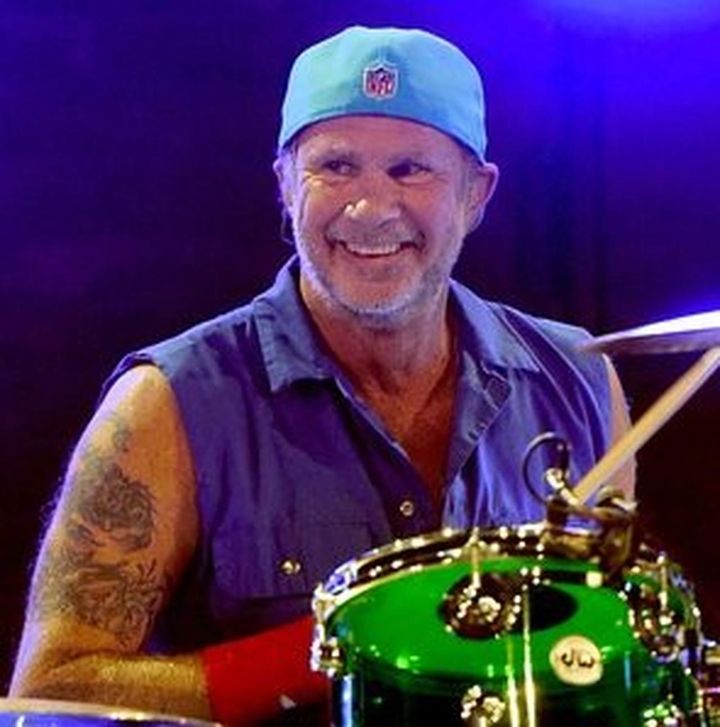 画像1: 来日決定！レッチリのチャドが日本限定で演奏する曲を教えてくれた【インタビュー】