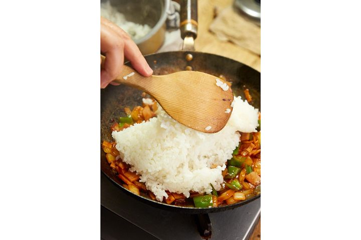 ケチャップライスをつくる