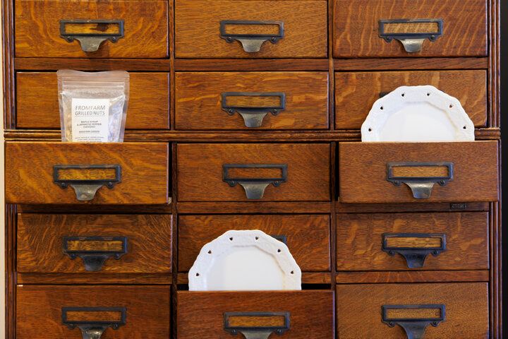 代々木公園駅から徒歩5分。約1500点の食器が並ぶ富ヶ谷「DISHES」～器にまつわる人気ワークショップも開催～