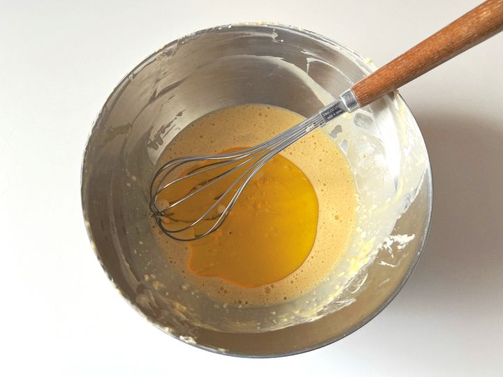 バレンタインに作りたい、濃厚ほろ苦米粉のチョコマフィン【渡辺友美子のコーヒーに合うお菓子のレシピ vol.29 〜レシピで旅するヨーロッパ〜】