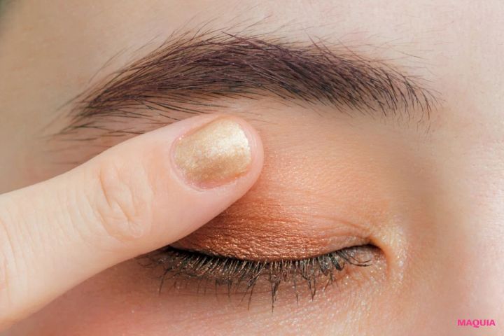 シュウ ウエムラのヌードパレットを指名買い！人気ヘアメイク・福岡玲衣さんが、断然今っぽい3つのメイクを披露_15