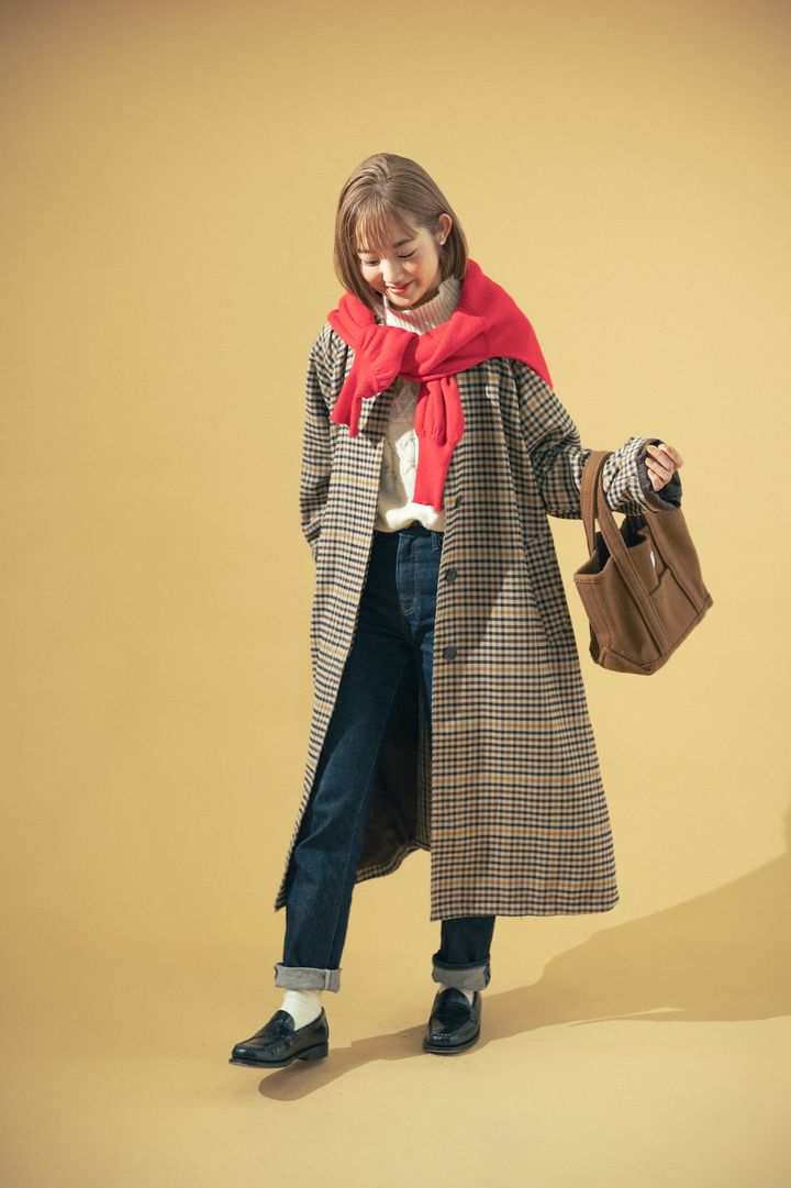 2月上旬の“デニム”着まわし。チェック柄×赤でトラッドに装うのが気分！【FUDGE FRIEND おしゃれさんの毎日コーディネート】