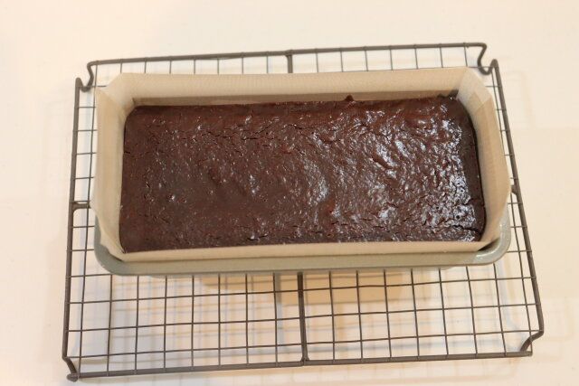 チョコテリーヌ レシピ 網の上で冷ます