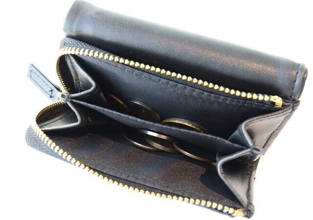 ドゥーズィエム クラスのミニ財布の小銭入れ