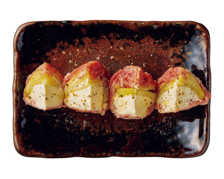 池尻大橋〈OMA〉の「季節のフルーツ マスカルポーネチーズ生ハム包み」