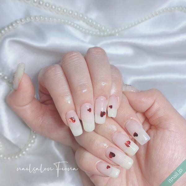 Fionaが投稿したネイルデザイン [photoid:I0122941] via Itnail Design (727844)
