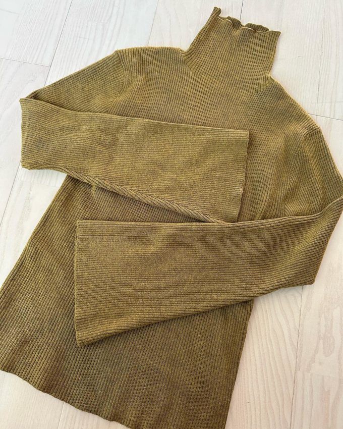 しまむらの「RTNリブプルオーバー」