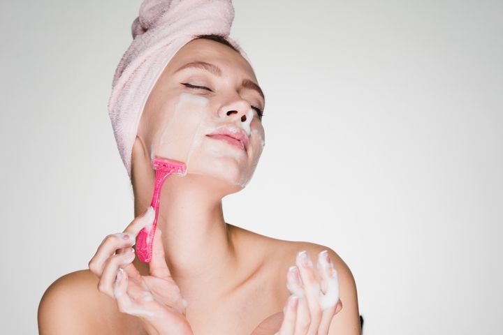 正しい産毛の剃り方