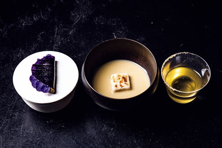 外苑前〈Florilège〉茄子×ごま、クミン、ジンジャービア、ジャスミン