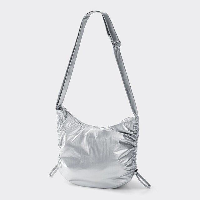 GUナイロンサイドドローストリングバッグ