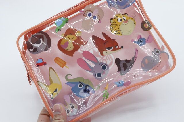 ダイソーのズートピア柄ポーチ