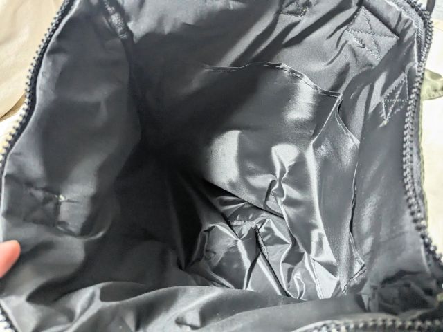 ミリタリー由来の大容量バッグ