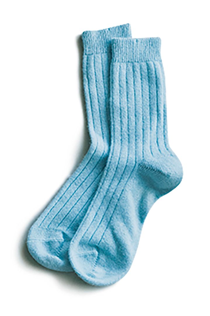 足元がマンネリ気味の時は、ソックスでオリジナリティをアピールして