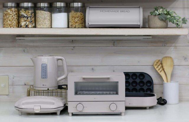 ニトリ デコホームのモカカラーのキッチン家電