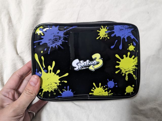 フロートポーチの背面