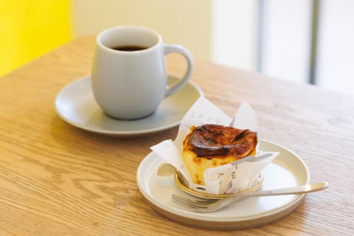 奈良・東大寺近くにあるカフェ「くもり時々アバロッツ。」で地元産素材を使ったスイーツを