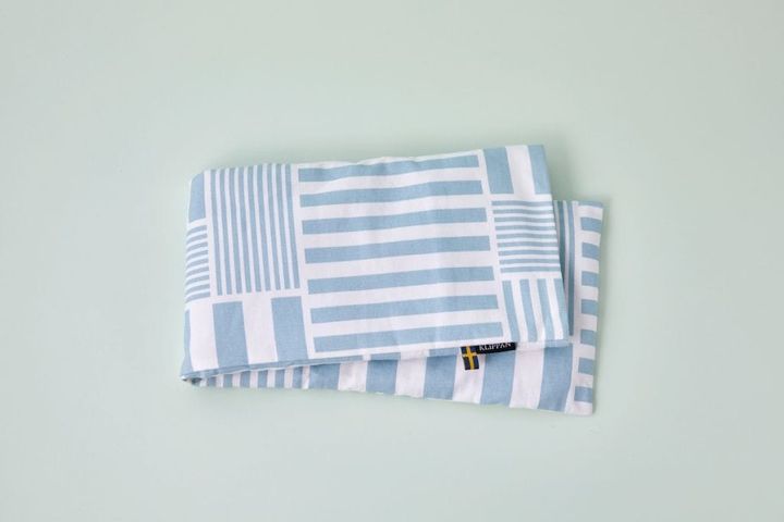 〈クリッパン〉の麦の温冷ネックピロー