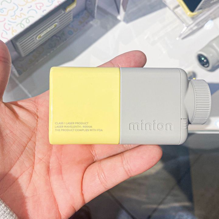 え！ こんなに軽くて小さいの!? わずか99gの距離計測器「minion」が登場！