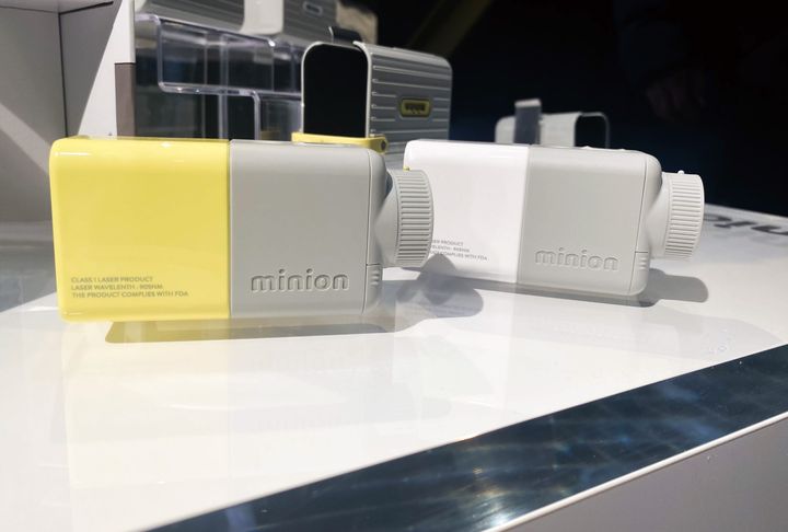 え！ こんなに軽くて小さいの!? わずか99gの距離計測器「minion」が登場！