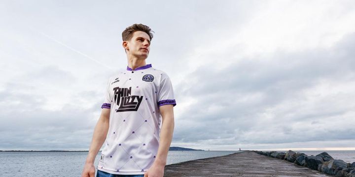 ボヘミアン、またも音楽ユニ！伝説のロックバンド『Thin Lizzy』とコラボの新アウェイユニフォームを発表