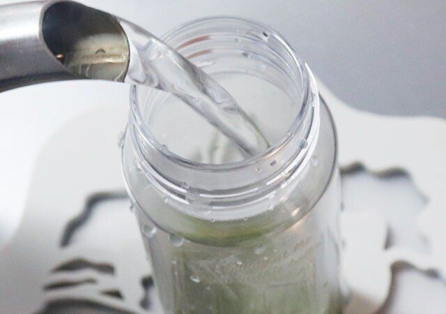 セリアのドリンクボトル 150 SP 付 seaは熱湯も可能