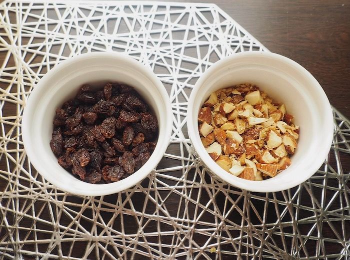 ナッツを細かく砕く