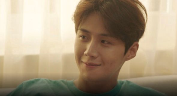 母親がナイフで…幼少期のトラウマを克服し人気俳優に！