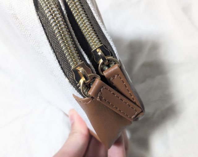 ファスナー閉じた状態