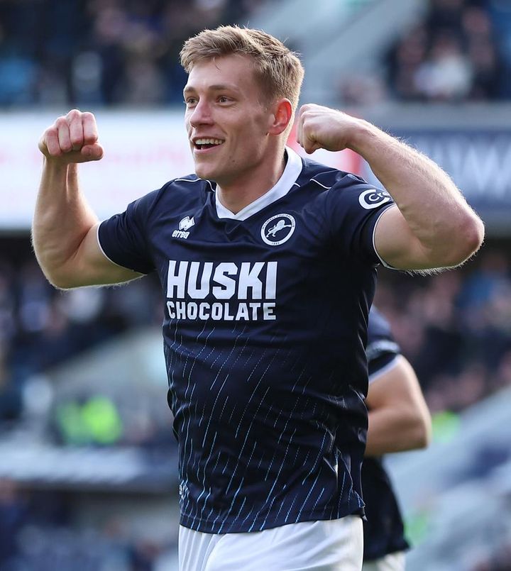 バレンタインデーに思い出す「甘い胸ロゴ」を付けた5つのユニフォーム