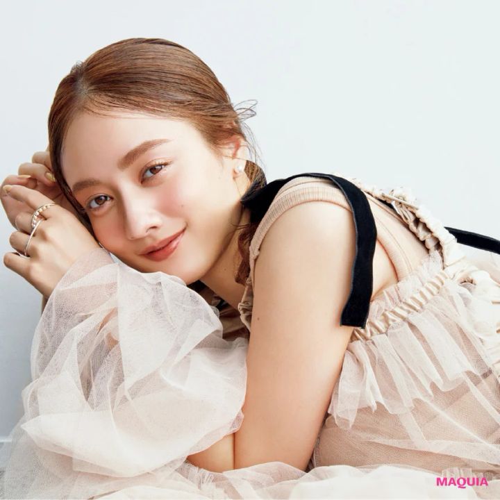 林由香里 メイクアップアーティスト