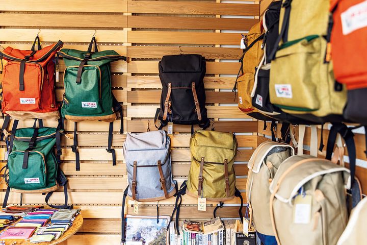 兵庫〈神戸ザック 新長田店〉店内