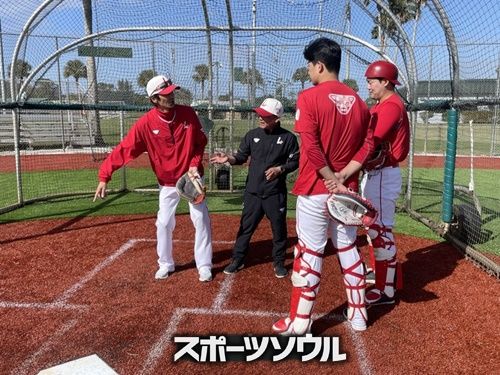 鈴木郁洋コーチ