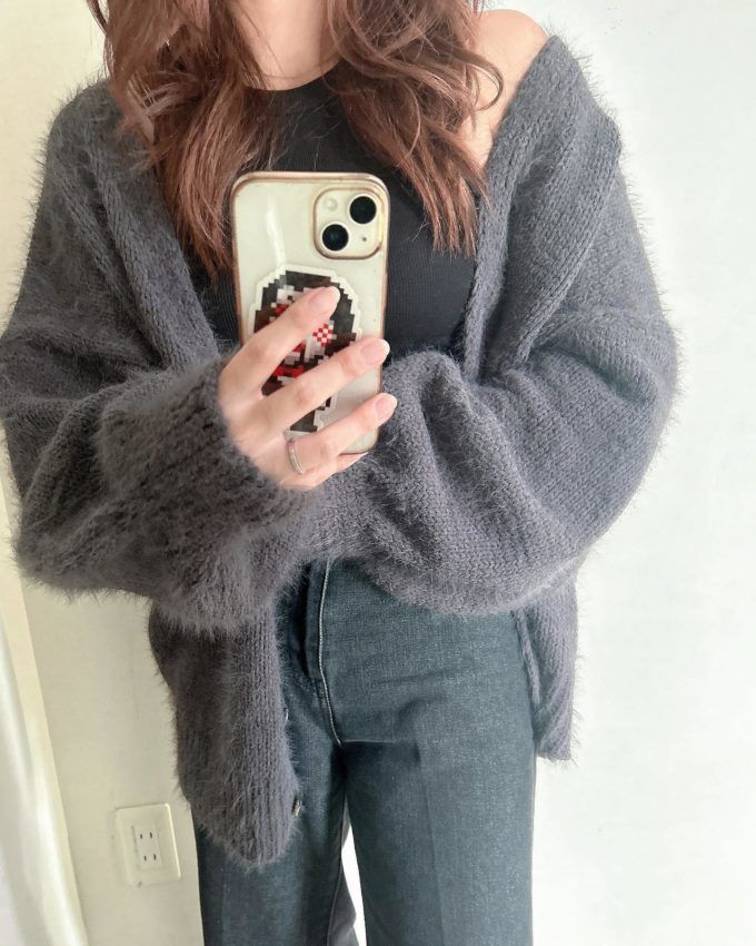 しまむらの「マットモールニットカーディガン」