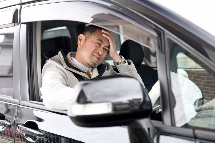 「ひき逃げ」と「当て逃げ」の違いは？