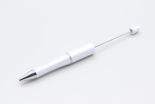 セリアのクラフト用 ビーズボールペン カラーのシンプルなカラー