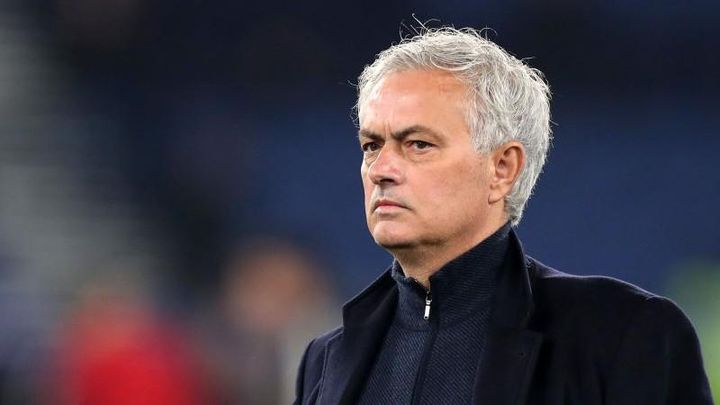 ローマで解任のモウリーニョ監督、「サッカーを知らないヤツらに排除された」とバッサリ