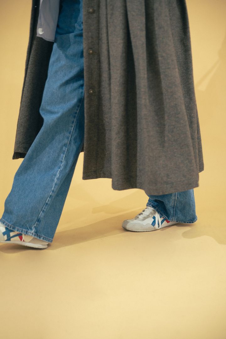 オーバーサイズでまとめたパーカ×デニムスタイル。だらしなく見えないコツは？【FUDGE FRIEND おしゃれさんの毎日コーディネート vol.321｜うさみ】