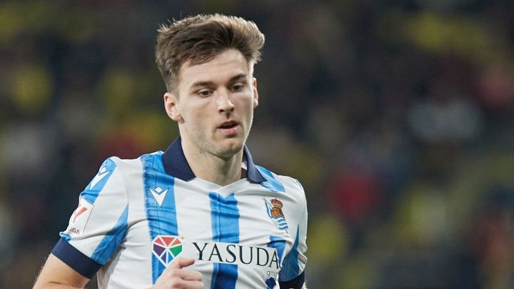 イギリスからレアル・ソシエダに移籍したティアニー「食事がうまい…」ウーデゴールにおすすめされた最高食とは？