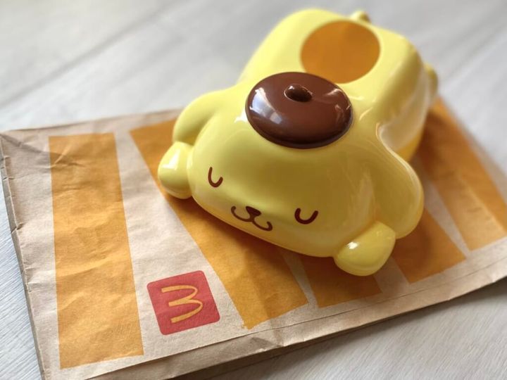 ハッピーセット「ポムポムプリン ティッシュケース」