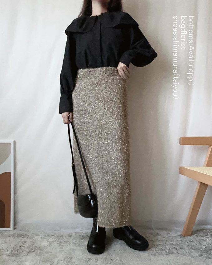 ビッグカラーブラウス×Availの「ラメナロースカート」