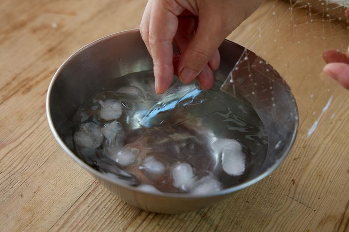 ゼラチンをふやかす