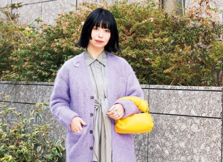 ドリスヴァンノッテンのツイストバッグ ADER bijouxの砂辺綾子さんのバッグの中身