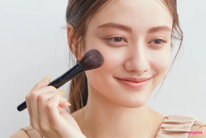 大注目のアーティスト、林 由香里さんが気になる春メイク。“じわじわ透け感メイク”が気分！_5