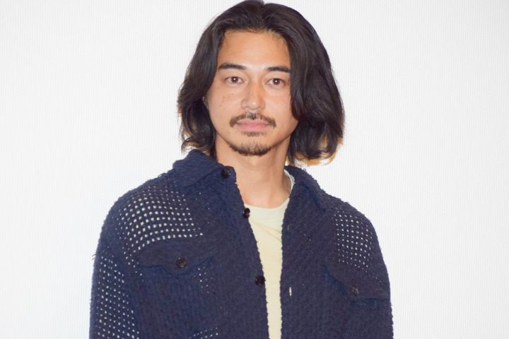 東出昌大さん、主演・狩猟ドキュメンタリー映画「WILL」の初日舞台挨拶に出席